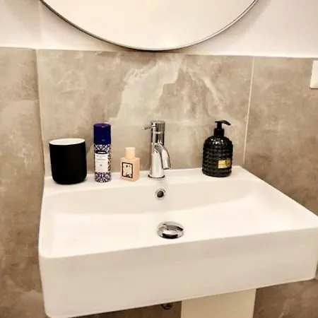 In Como, Your Nest On The Apartment Como