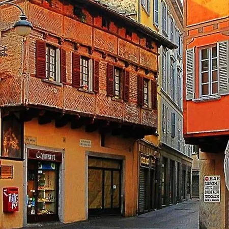In Como, Your Nest On The
