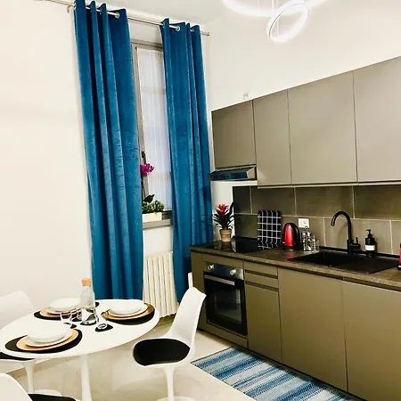 In Como, Your Nest On The Apartament Como