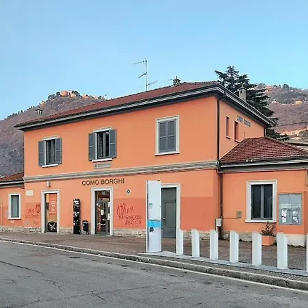 In Como, Your Nest On The * Como